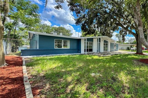Casa en venta en Orlando, Florida, 4 dormitorios, 204.29 m2 № 1902169 - foto 2