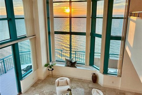 Купить кондоминиум в Клируотер, Флорида 6 комнат, 318.65м2, № 1913777 - фото 1
