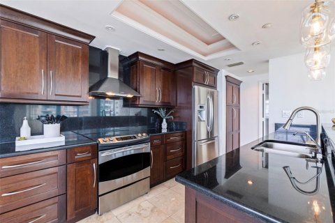Купить кондоминиум в Клируотер, Флорида 6 комнат, 318.65м2, № 1913777 - фото 15