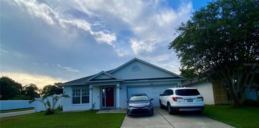 Casa en Orlando, Florida 3 dormitorios, 133.78 m2 № 1905959