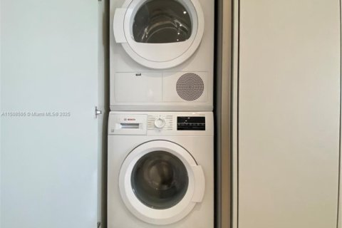 Condominio en alquiler en Key Biscayne, Florida, 2 dormitorios, 117.06 m2 № 2021039 - foto 26