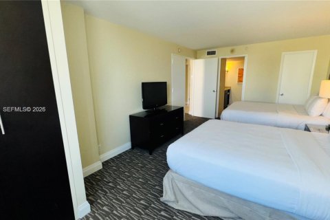 Купить кондоминиум в Форт-Лодердейл, Флорида 1 спальня, 54.44м2, № 2045060 - фото 23