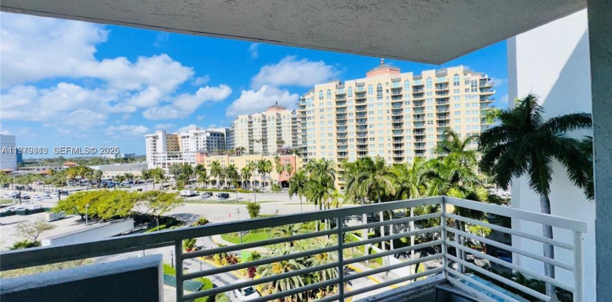 Кондоминиум с 1 спальней в Форт-Лодердейл, Флорида № 2045060