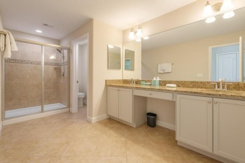 House in Kissimmee, Florida 5 bedrooms, 280.1 sq.m. № 1740900 - photo 18