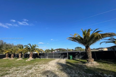 Commercial property in Homestead, Florida № 1850791 - photo 6