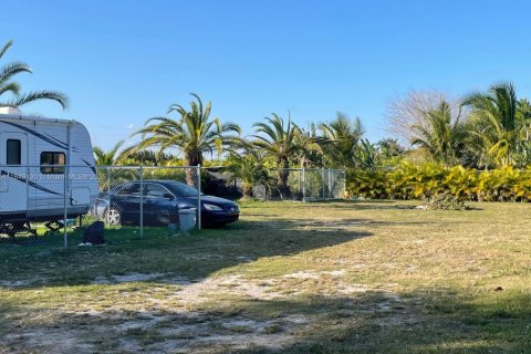 Commercial property in Homestead, Florida № 1850791 - photo 18