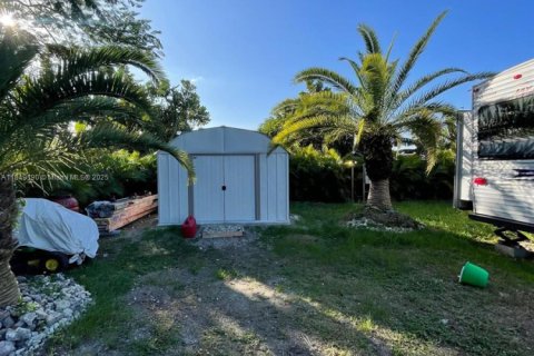 Commercial property in Homestead, Florida № 1850791 - photo 15