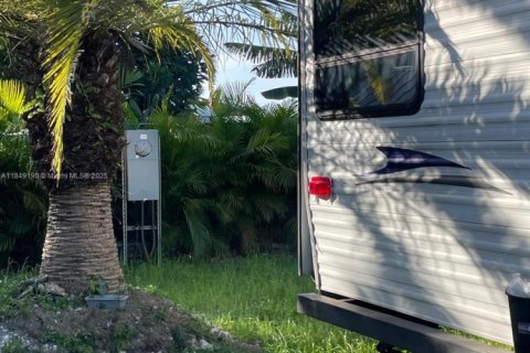 Commercial property in Homestead, Florida № 1850791 - photo 16