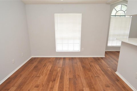 Condo in Tampa, Florida, 1 bedroom  № 1878295 - photo 13