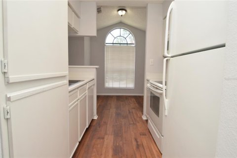 Condo in Tampa, Florida, 1 bedroom  № 1878295 - photo 9