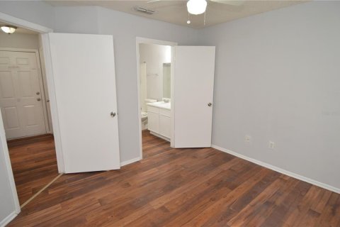 Condo in Tampa, Florida, 1 bedroom  № 1878295 - photo 27