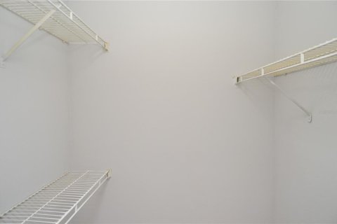 Condo in Tampa, Florida, 1 bedroom  № 1878295 - photo 25