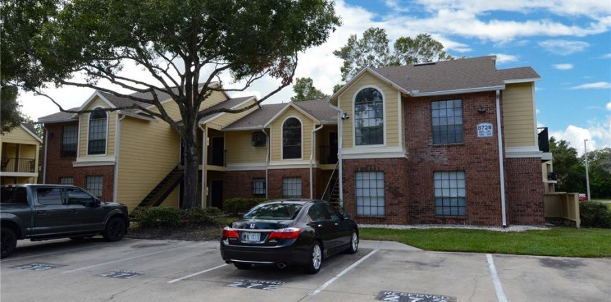 Condo in Tampa, Florida, 1 bedroom № 1878295