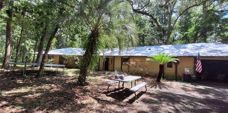 Villa ou maison à Brooksville, Floride 3 chambres, 196.4 m2 № 2285422