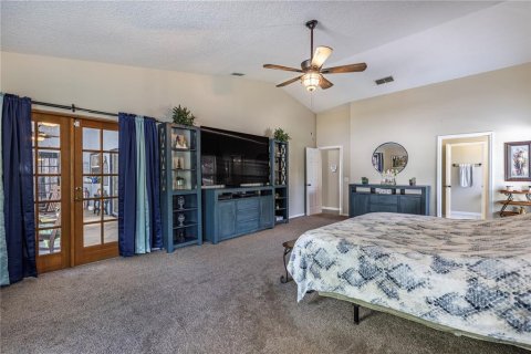 House in Mount Dora, Florida 4 bedrooms, 273.04 sq.m. № 1755388 - photo 26