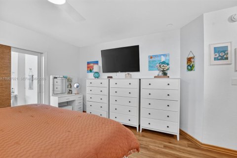 Купить кондоминиум в Дирфилд-Бич, Флорида 2 спальни, 152.64м2, № 2049631 - фото 20