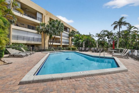 Купить кондоминиум в Дирфилд-Бич, Флорида 2 спальни, 152.64м2, № 2049631 - фото 4