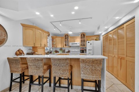 Купить кондоминиум в Дирфилд-Бич, Флорида 2 спальни, 152.64м2, № 2049631 - фото 13