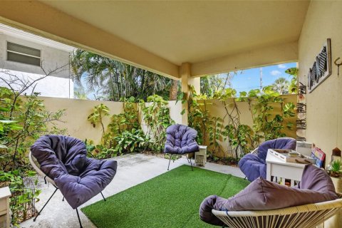 Купить кондоминиум в Дирфилд-Бич, Флорида 2 спальни, 152.64м2, № 2049631 - фото 24