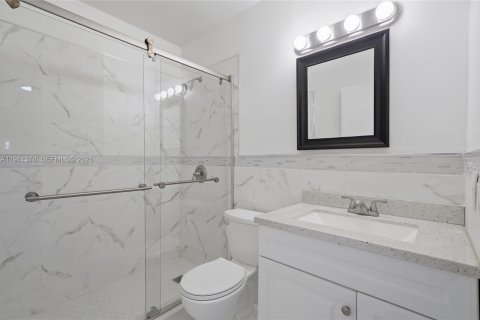 Condo in Boynton Beach, Florida, 3 bedrooms  № 2040908 - photo 10