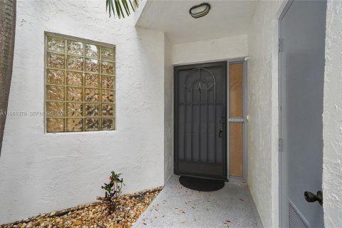Condo in Boynton Beach, Florida, 3 bedrooms  № 2040908 - photo 2