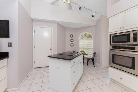 House in Port Charlotte, Florida 3 bedrooms, 136.1 sq.m. № 1901249 - photo 8