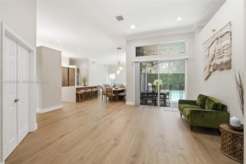 Villa ou maison à vendre à Weston, Floride: 4 chambres, 242.01 m2 № 2089566 - photo 9