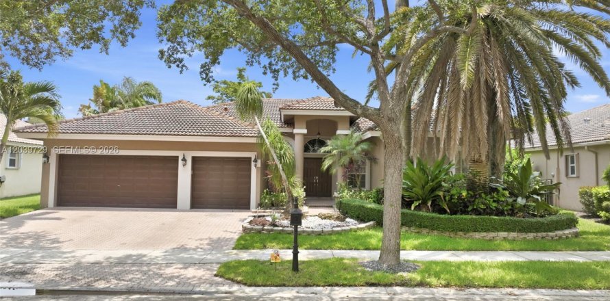 Villa ou maison à Weston, Floride 4 chambres, 242.01 m2 № 2089566