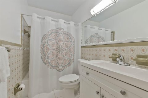 Propiedad comercial en venta en Miami, Florida, 132.85 m2 № 1997617 - foto 19