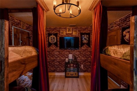 House in Davenport, Florida 8 bedrooms, 363.15 sq.m. № 2229803 - photo 26