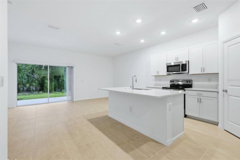 Touwnhouse à vendre à Sarasota, Floride: 3 chambres, 131.64 m2 № 2231414 - photo 9