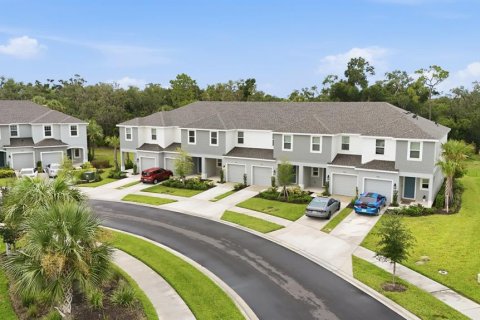 Touwnhouse à vendre à Sarasota, Floride: 3 chambres, 131.64 m2 № 2231414 - photo 3