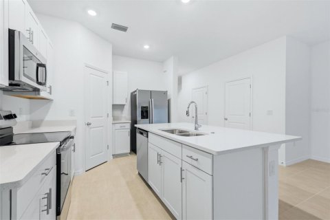 Touwnhouse à vendre à Sarasota, Floride: 3 chambres, 131.64 m2 № 2231414 - photo 6