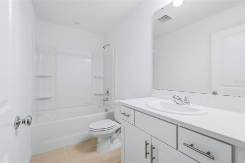 Touwnhouse à vendre à Sarasota, Floride: 3 chambres, 131.64 m2 № 2231414 - photo 24