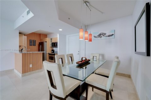 Купить кондоминиум в Авентура, Флорида 2 спальни, 99.41м2, № 2012444 - фото 5