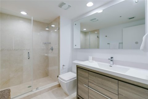 Купить кондоминиум в Авентура, Флорида 2 спальни, 99.41м2, № 2012444 - фото 12