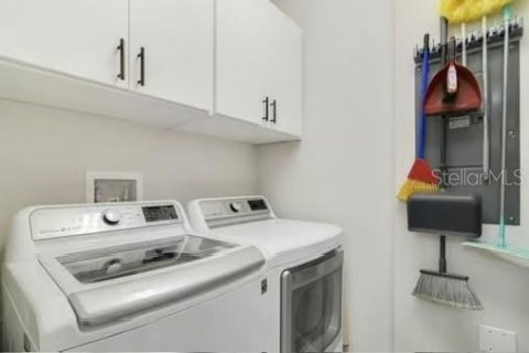 Touwnhouse à vendre à Oakland, Floride: 3 chambres, 150.5 m2 № 1837114 - photo 12