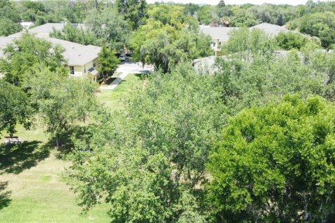 Townhouse in Zephyrhills, Florida 2 bedrooms, 145.02 sq.m. № 2097197 - photo 15