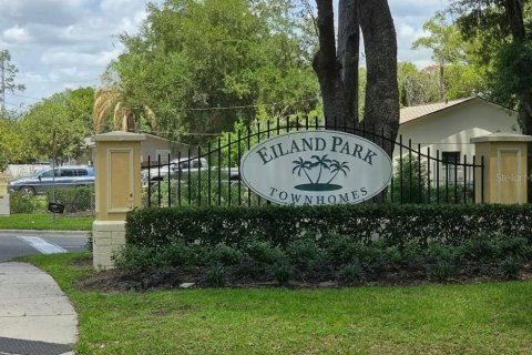 Townhouse in Zephyrhills, Florida 2 bedrooms, 145.02 sq.m. № 2097197 - photo 14