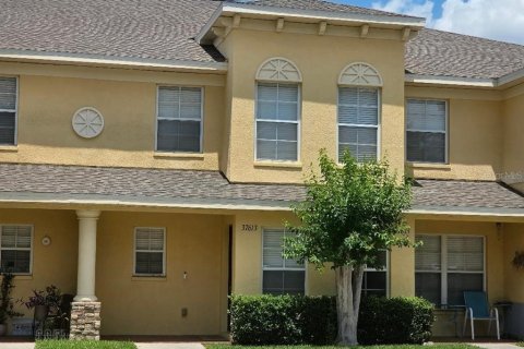 Townhouse in Zephyrhills, Florida 2 bedrooms, 145.02 sq.m. № 2097197 - photo 17