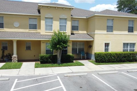 Townhouse in Zephyrhills, Florida 2 bedrooms, 145.02 sq.m. № 2097197 - photo 16