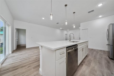 Villa ou maison à vendre à Ocala, Floride: 4 chambres, 139.63 m2 № 2155809 - photo 15