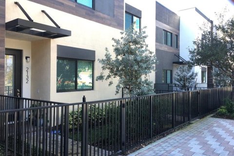 Townhouse in Fort Lauderdale, Florida 3 bedrooms, 164.07 sq.m. № 2304970