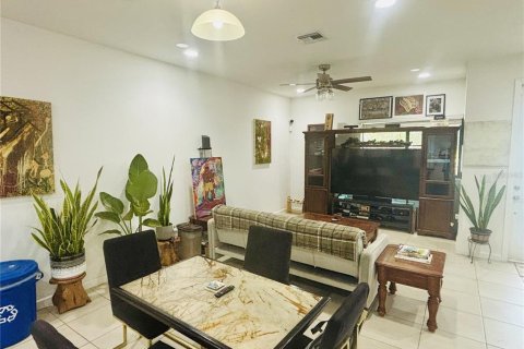 Townhouse in Fort Lauderdale, Florida 3 bedrooms, 164.07 sq.m. № 2304970 - photo 4