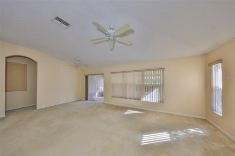 Condo in Sun City Center, Florida, 2 bedrooms  № 1732883 - photo 19