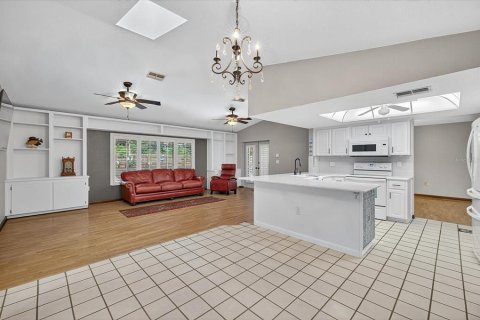 Villa ou maison à vendre à Hudson, Floride: 3 chambres, 220.46 m2 № 1900430 - photo 3