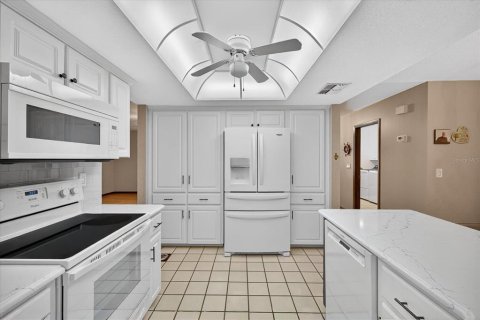 Villa ou maison à vendre à Hudson, Floride: 3 chambres, 220.46 m2 № 1900430 - photo 18
