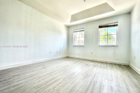 Купить таунхаус в Мирамар, Флорида 3 спальни, 134.24м2, № 2075618 - фото 30