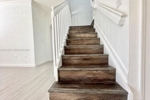 Купить таунхаус в Мирамар, Флорида 3 спальни, 134.24м2, № 2075618 - фото 21