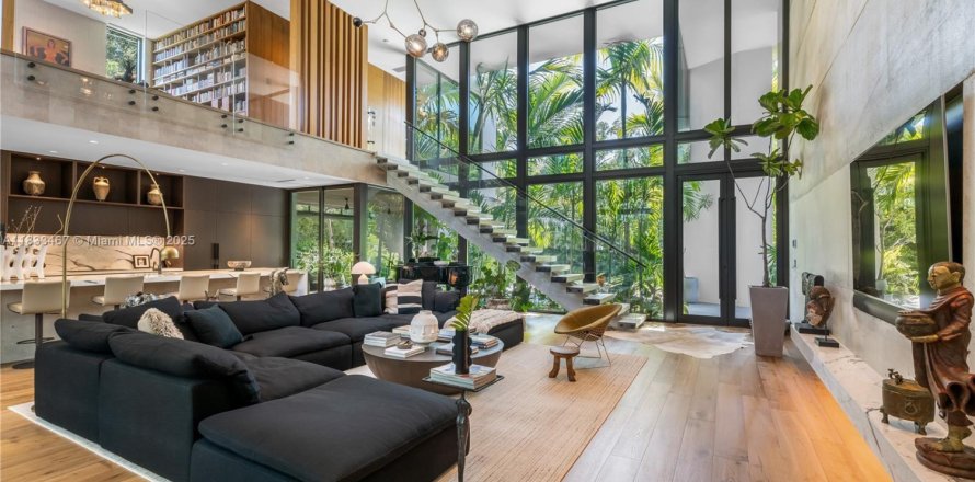 Villa ou maison à Miami, Floride 2 chambres, 272.76 m2 № 1818429